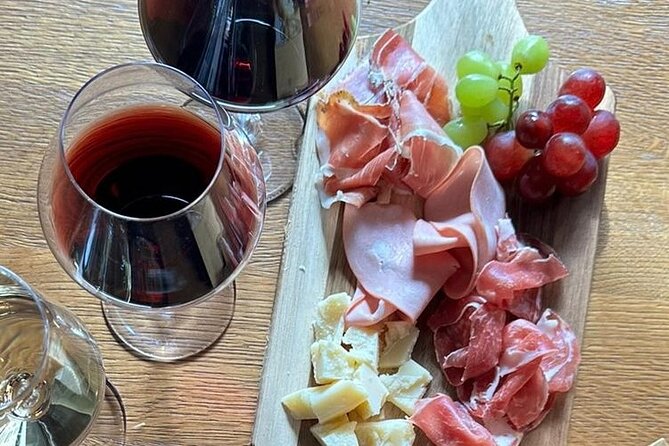 2 Hours Wine Tasting in Dubrovnik Old Town - Four Croatian wines: how the tasting is structured