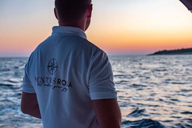 3 Hours Private Wine and Sunset Tour - Lighthouse Porer: Sunset Drinks, Stories, and Finger Food