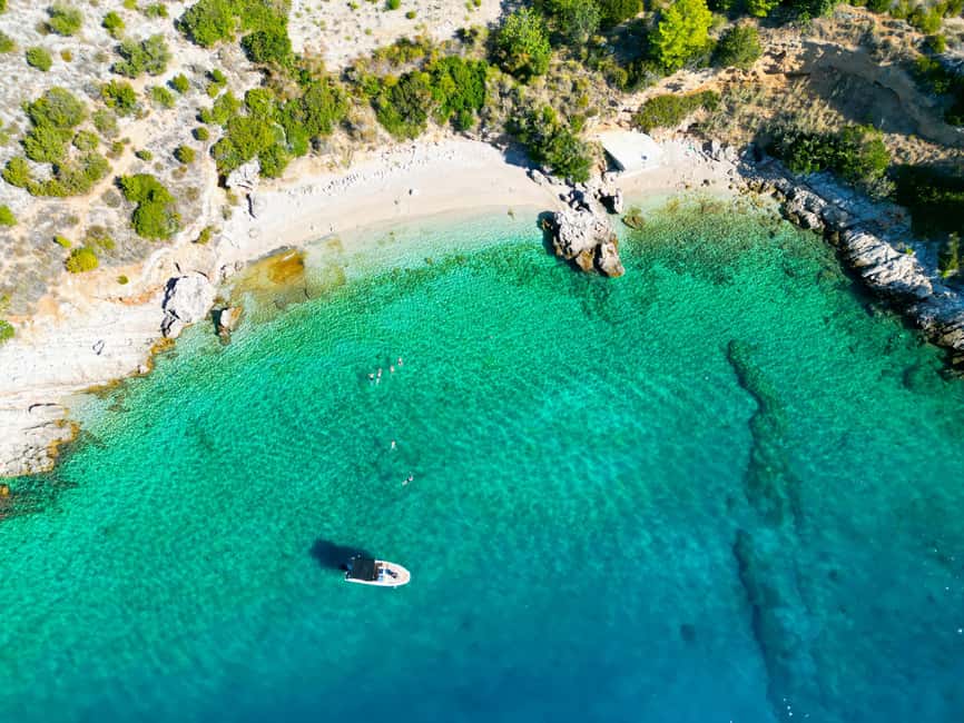 3 Islands Speedboat Tour: Golden Horn, Blue Lagoon & Jelsa - Riding Along Brač: The Part Where the Views Do the Work