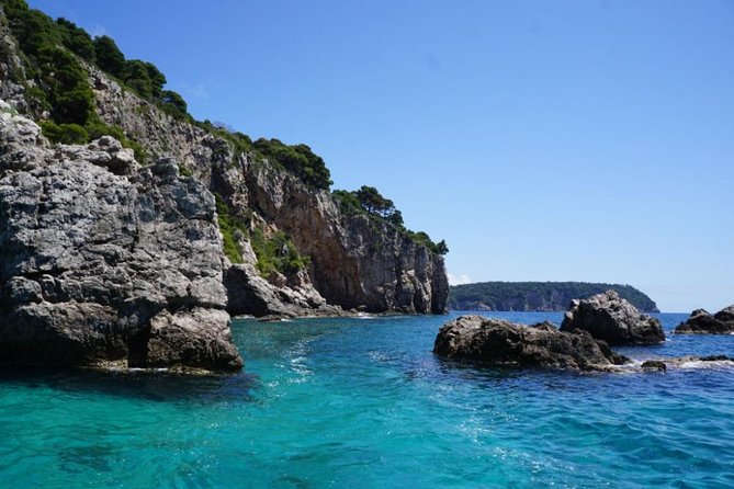 4h / 6h / 8h Elaphite Islands Tour with 6.5m/21FT SunDeck Boat - Sunj Beach for sand, picigin, and real island breathing
