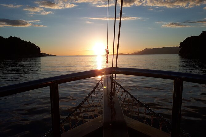 4h trip from Dubrovnik to the Elafiti islands with Atlantic 750 - Lopud And Sunj: The Stops People Keep Bringing Up