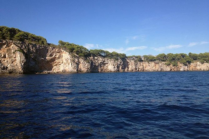 8h tour from Dubrovnik to the Elafiti - private trip - The free drinks factor, and staying responsible on a boat day