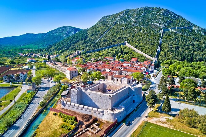 Authentic private viewpoint wine&dine tour - Ston in 90 Minutes: Walls, Salt, and Oyster Tasting