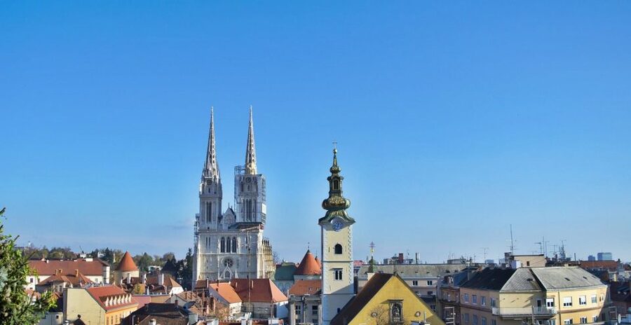 Best of Zagreb Walking Tour - Main Square stop: a quick history anchor