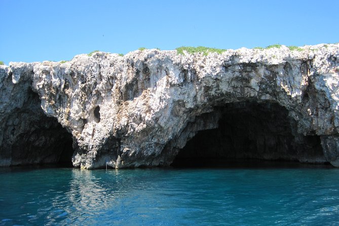 Blue and Green Cave private speed boat tour - Stop 1, Green Cave: swim first, then choose how you want the inside experience