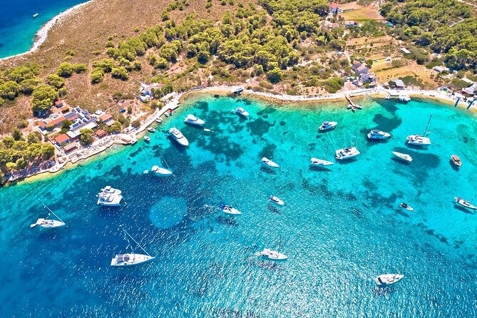 Blue and Green Cave Speedboat Excursion from Hvar Town - The crew and the speedboat ride: comfort, pace, and what to watch for