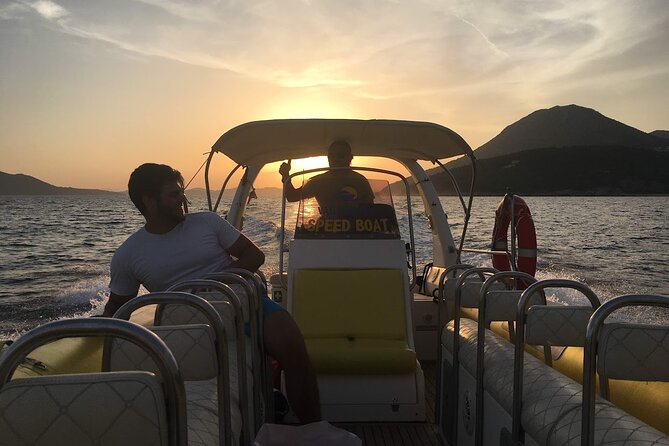 Blue Cave | 5-Hour Morning Sea Safari - How the guides make the difference in caves and water