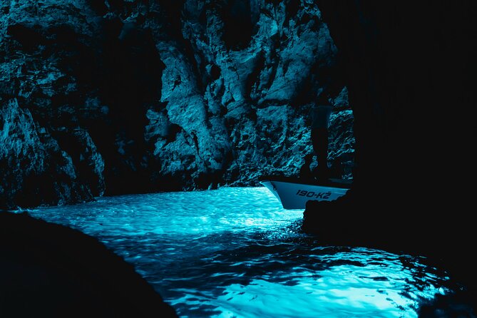 Blue Cave & 6 Islands Speedboat Tour From Split or Podstrana - Key Things to Know Before You Go