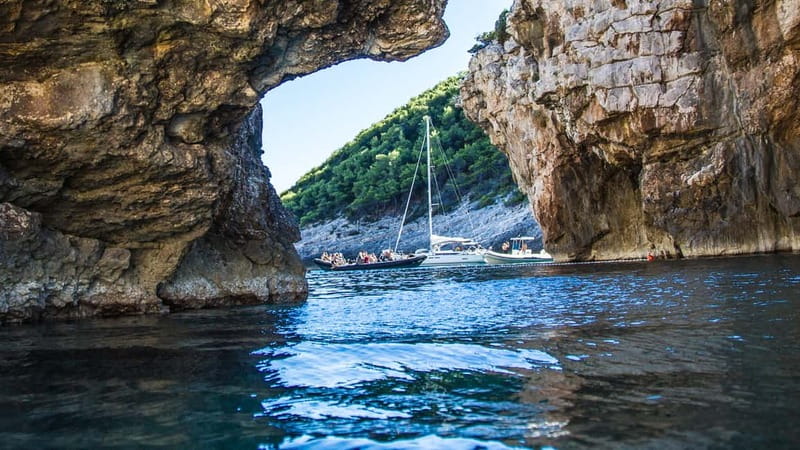 Blue Cave and Hvar Island Trip from Split - Budikovac lagoon and the Pakleni islets: where you find the quiet