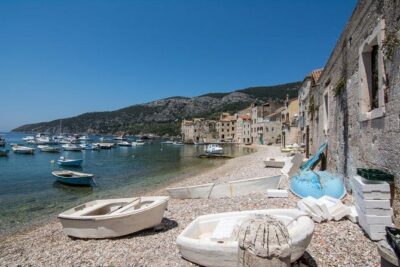 Blue Cave and Hvar Tour – 5 Islands Tour from Split and Trogir