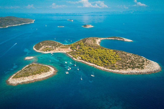 Blue Cave and Hvar Tour - 5 Islands Tour from Split and Trogir - Limestone Caves, Stiniva Cove, and Budikovac Bay: where the water time happens