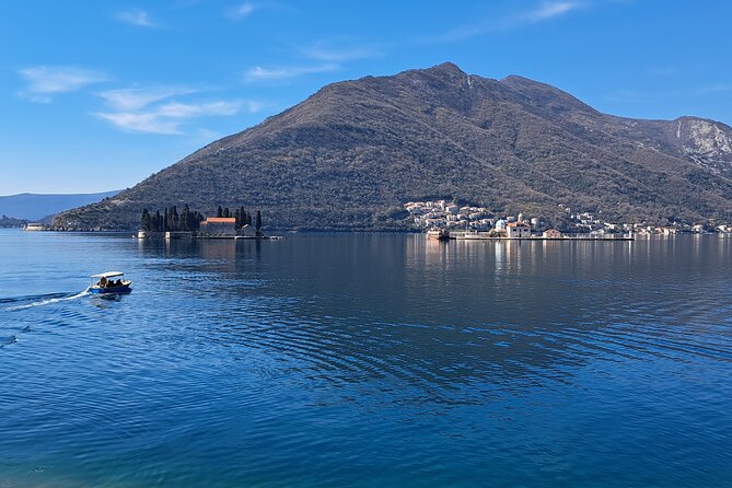 Blue Cave and Šunj Beach Speedboat Tour from Dubrovnik - Food, Drinks, and Snorkeling Gear, What’s Actually Taken Care of