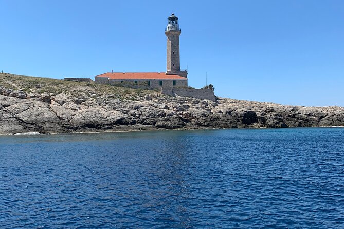 Blue Cave and Town Hvar with 5 Island Boat Tour - Blue Cave on Biševo: the headline stop, plus the ticket reality