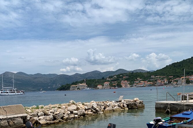 Blue Cave & Caves Small Group Tour – Dubrovnik’s Hidden Coastline - The role of the guide: Joseph sets the tone