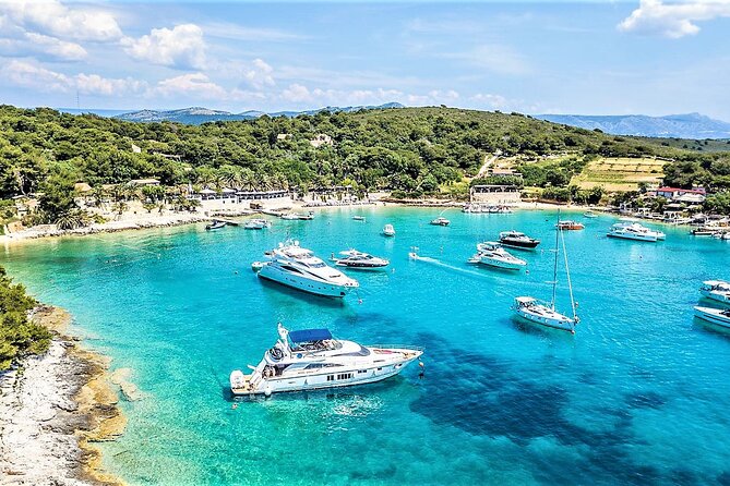 Blue cave group tour with swimming and snorkelling from Hvar - Stop 3: Green Cave and Its Cash-Only Entrance