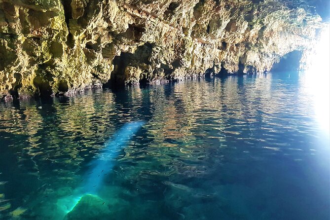 Blue cave group tour with swimming and snorkelling from Hvar - Boat Comfort, Swim Stops, and Snorkeling Without the Headaches