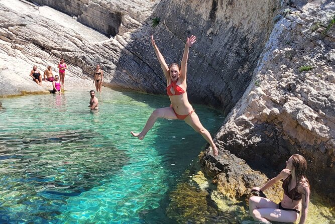 Blue Cave & Hvar, 5 Islands Speedboat with Luxury Seats in Shade - WWII bunkers on Vis: short stop, strong atmosphere