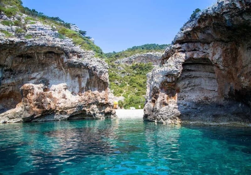 Blue Cave & Island-Hopping Tour with Snorkeling from Split - What to bring so you enjoy every stop