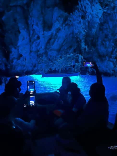 Blue Cave & Island Treasures: Komiža & 5 Gems Boat Tour - Blue Cave & Island Treasures: the real value of a Split speedboat day