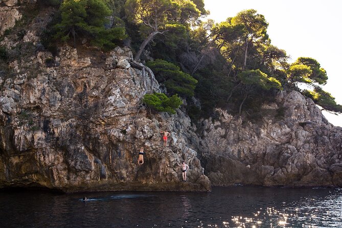 Blue Cave Premium Half-Day Tour with Panoramic Old Town View - What More Cave Stops Feel Like in Practice