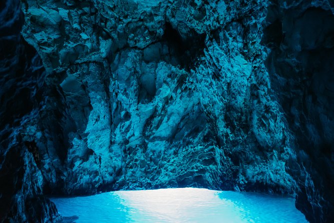 Blue Cave Small-Group Boat Tour from Dubrovnik - Snorkeling gear, lifejackets, and what to bring yourself