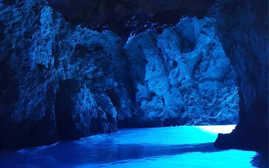 Blue Cave speedboat trip from Trogir - Trogir to Biševo: where the day starts fast