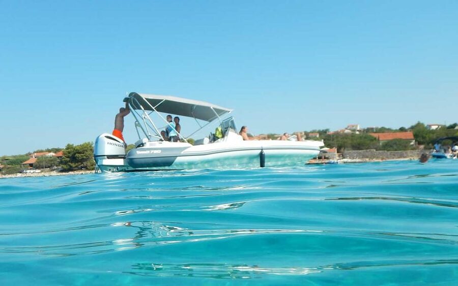 Blue Cave speedboat trip from Trogir - Stiniva Bay and the Pakleni Islands: scenery with a pause built in