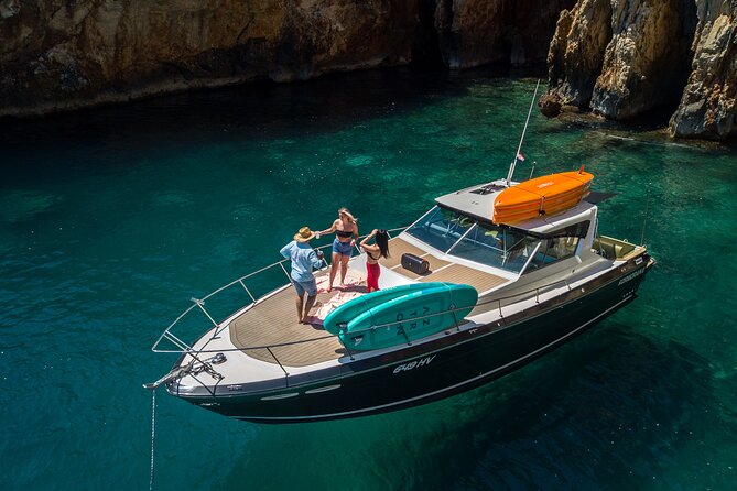 Blue & Green cave tour with yacht from town Hvar - Key highlights that make this Hvar caves yacht tour work