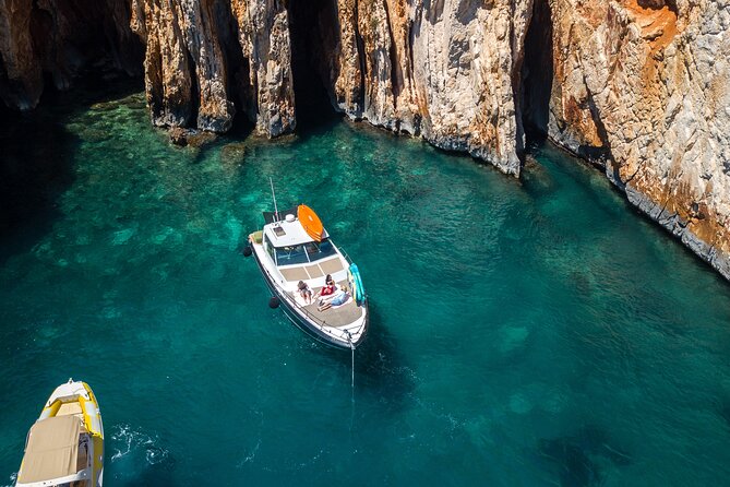 Blue & Green cave tour with yacht from town Hvar - Stiniva Cove: the beach-and-rock combo everyone photographs