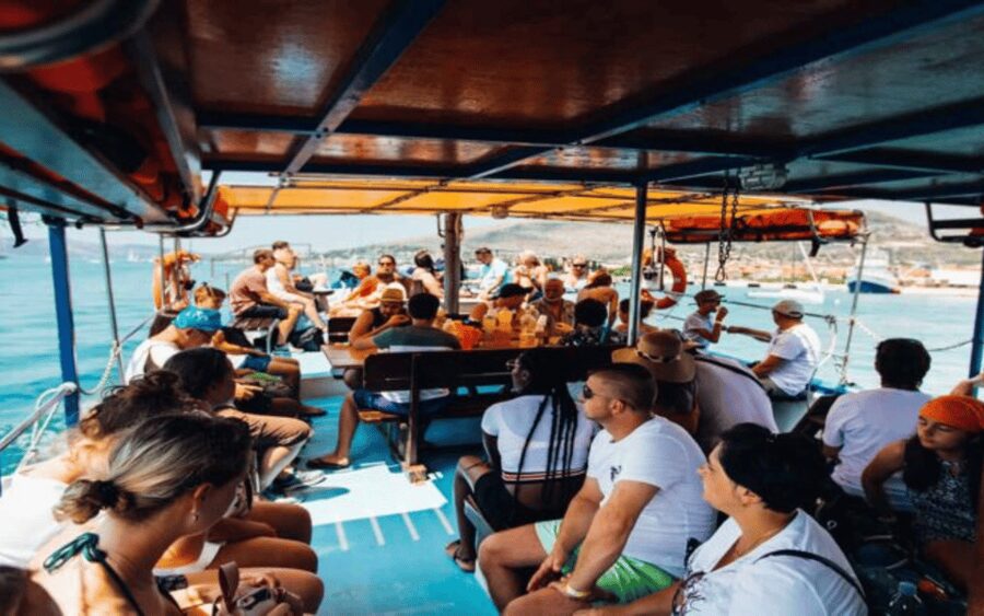 Blue Lagoon Boat Tour from Trogir with Lunch and Drinks - On-water timing: how the day is paced