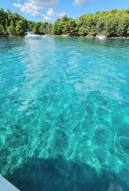 Boat tour from Zadar: Preko – Hidden Bay – Ošljak - Price and value: is $49 fair for 4 hours on the water?