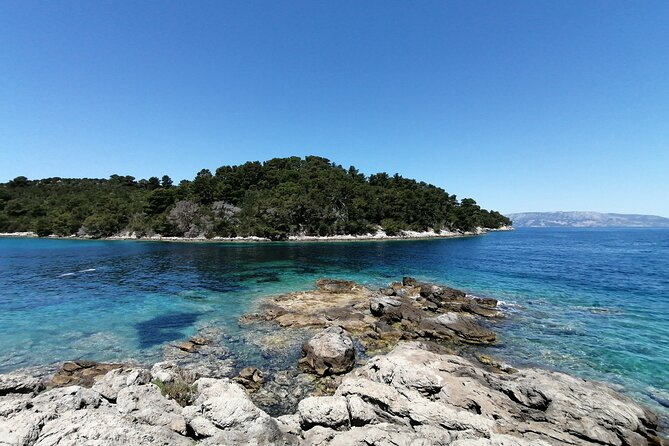 Boat Tour to Mljet National Park & 3 Islands - Mljet National Park: two lakes, and the freedom to choose your pace