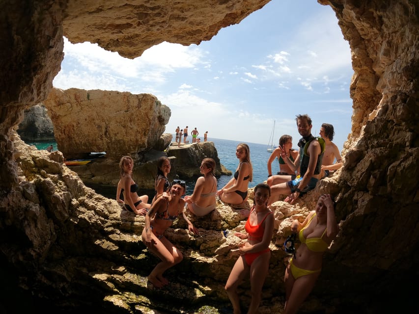 Cape Kamenjak: Kayak Tour with Cave Experience - Getting Started at Jistra Adventures: Kayak Basics Done Right