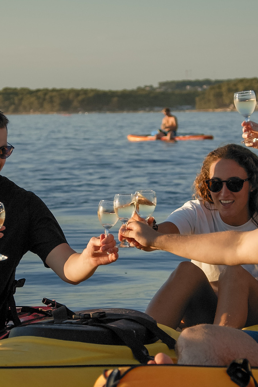 Cape Kamenjak: Sunset Kayak/SUP Wine Tour - Why Cape Kamenjak Feels Made for Sunset Paddling