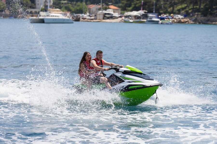 Cavtat: Jet ski rental - The jet skis: Yamaha two-seaters, easy to share