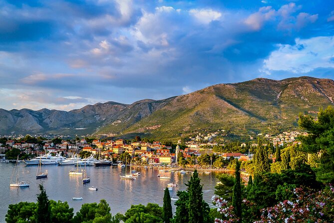 Cavtat Old Town: Exploration Game and Tour - Pinacotheca at Svetog Nikole 6, then Cavtat Old School