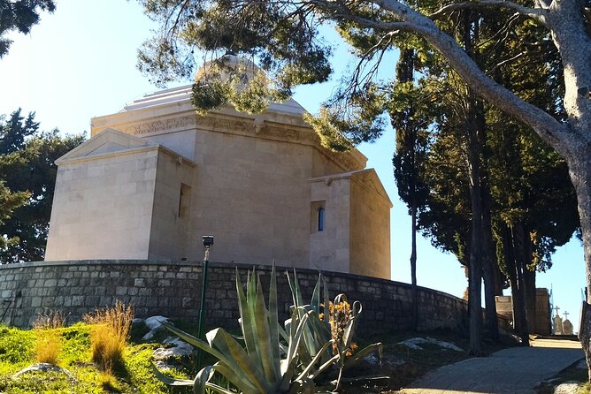 Cavtat Old Town: Exploration Game and Tour - Vlaho Bukovac House Museum, your final checkpoint