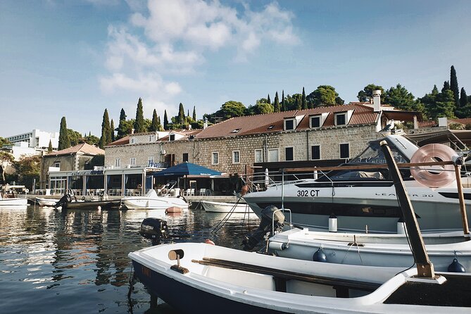Cavtat Old Town: Exploration Game and Tour - Baltazar Bogišić monument, a quick clue-friendly landmark