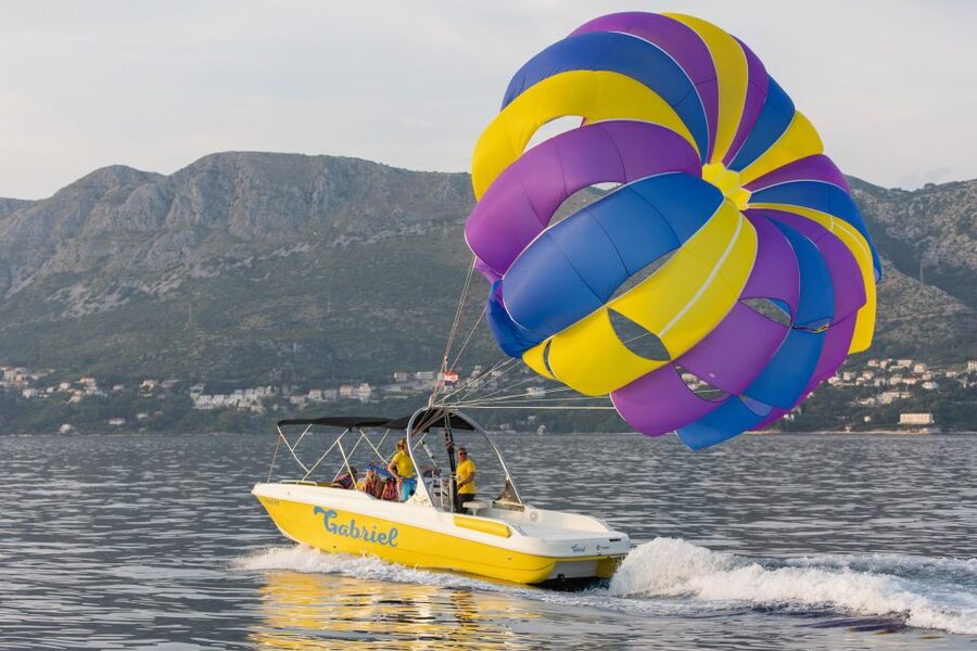 Cavtat: Parasailing - Key things you should know before you fly