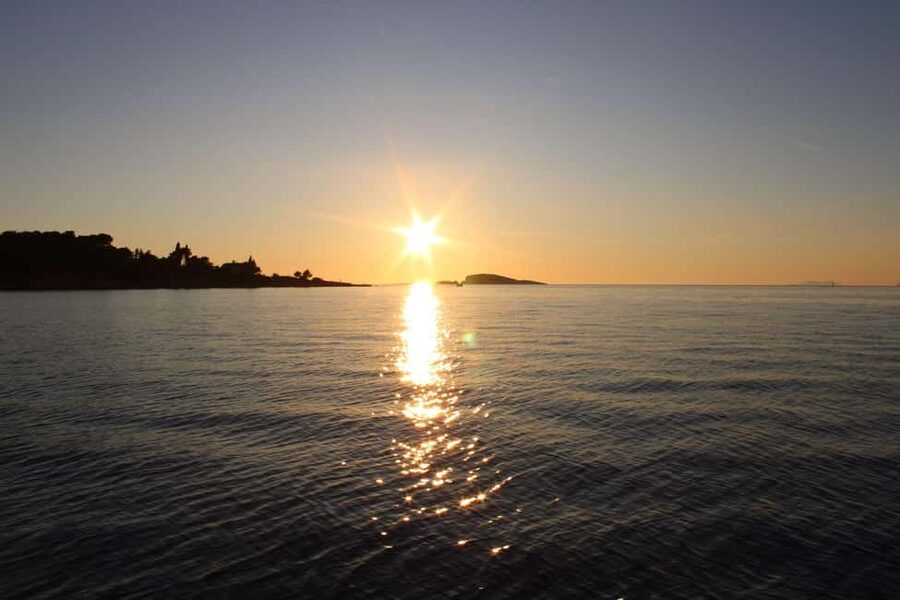 Cavtat: Romantic Sunset Cruise with Unlimited Drinks - Cavtat, Mlini, Srebreno, and Plat: the coastline in postcard form