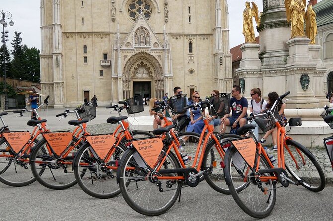 Classic Zagreb Bike Tour - Bikes, helmets, and your safety checklist before you start