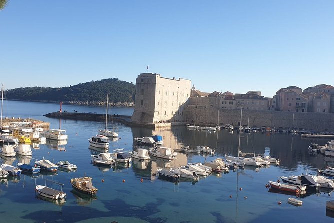 Classical Dubrovnik Private Tour - Porporela and the breakwater: Old Port and Arsenal vibes with a sea-facing perspective