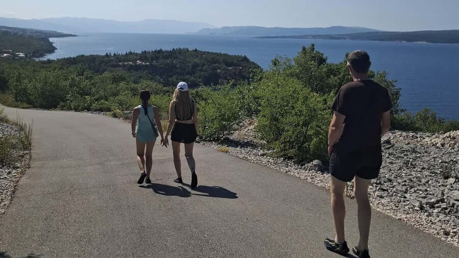 Crikvenica: Coastline Guided Kayak Tour with Viewpoint Hike - Price and value: is $43 fair for 2.5 hours?