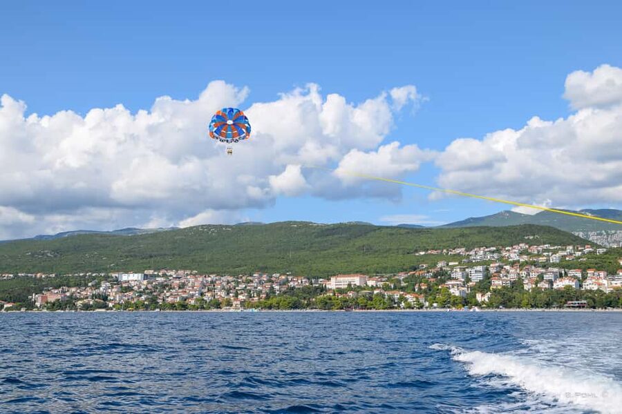 Crikvenica: Parasailing Experience Over the Adriatic Sea - Key things that make this parasailing in Crikvenica worth it