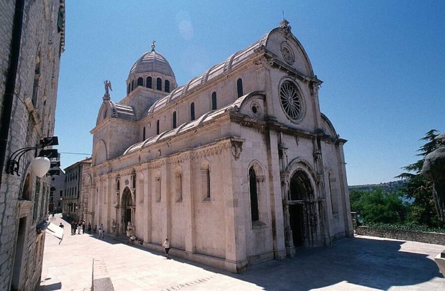Dalmatian Delights: Food & Wine Tour from Split or Trogir - Should you book Dalmatian Delights from Split or Trogir?