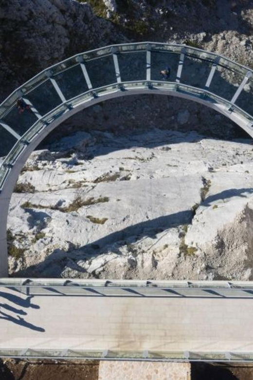 Day tour Skywalk Biokovo - Walking out above the cliffs: what to expect during your skywalk time
