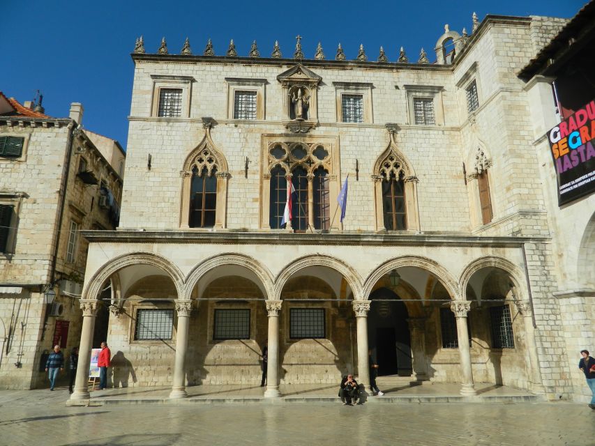 Dubrovnik: 1.5-Hour Guided Old Town Walking Tour - Onofrio’s fountain: the drinking-water landmark that started it all