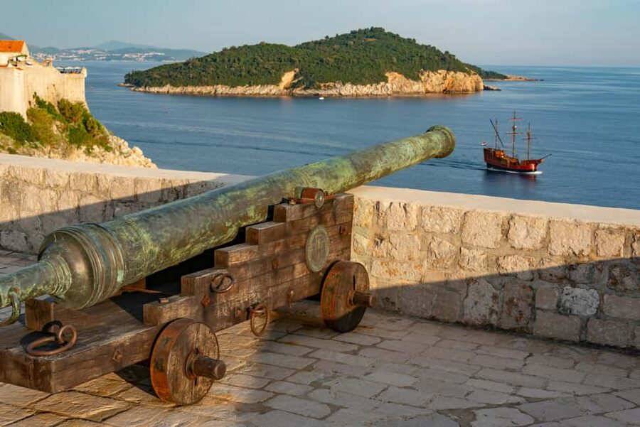 Dubrovnik: All-Access Pass + Unlimited Public Transport - Art, Archaeology, and Ethnographic Collections in Plain Sight