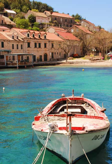 Dubrovnik: Blue Cave & Elaphiti Islands Full-Day Boat Tour - Šipan and Suđurađ: stone houses, olive groves, and a slower pace