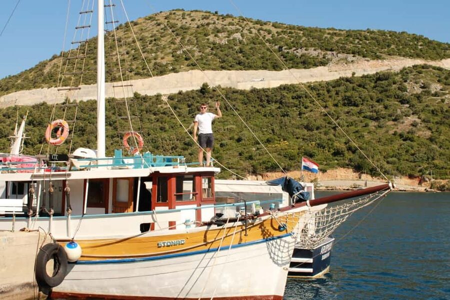 Dubrovnik: Blue Cave & Elaphiti Islands Full-Day Boat Tour - Who this Dubrovnik boat tour fits best